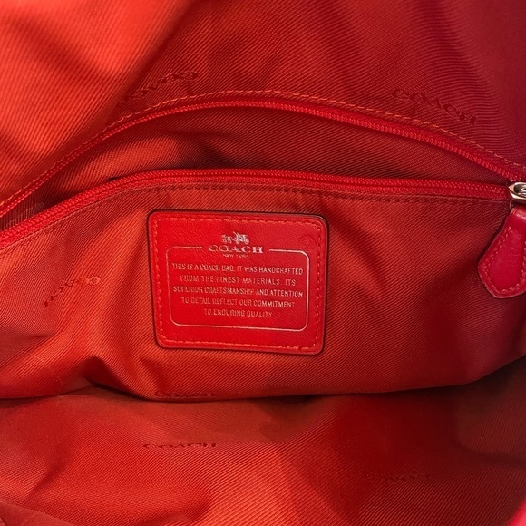 👜 COACH 👜EDIE SHOULDER BAG 31‎ IN SIGNATURE (COACH F36466) - Picture 3 of 15